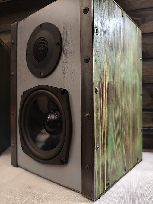 Hifi industriálne reproduktory