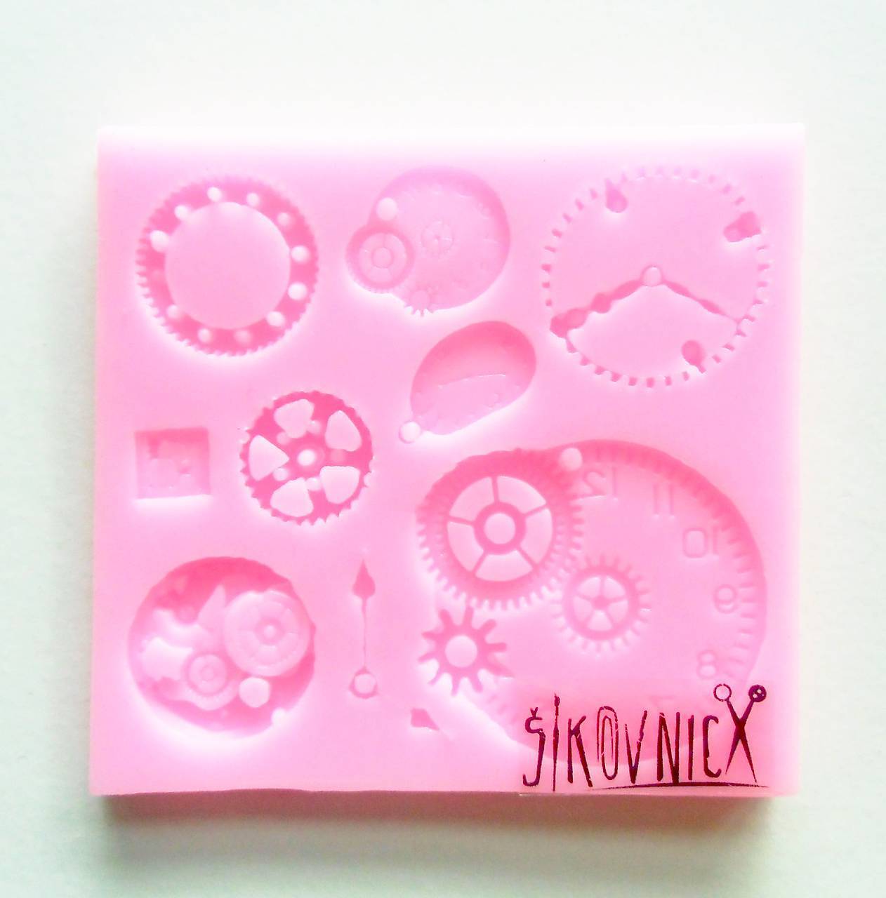 - 50% silikónová forma, ozubené kolieska z hodín, 8,2x8,6 cm, pôvod.cena 6,50€