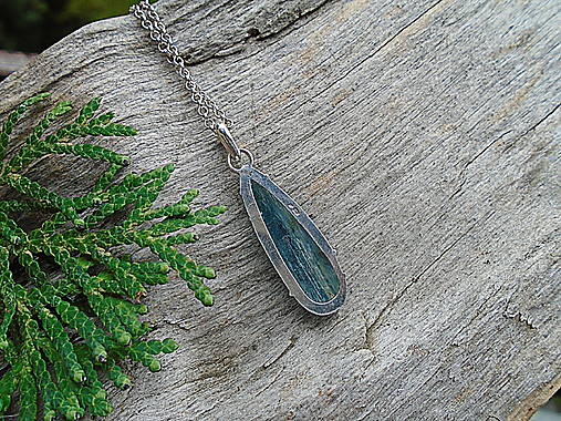 Strieborný prívesok Ag925 Kyanit