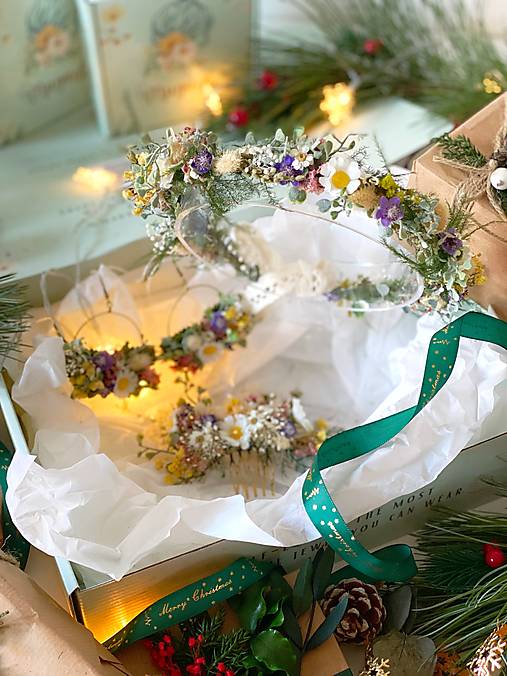 Darčekový box "prvý jarný pozdrav " - venček, hrebienok a náušnice