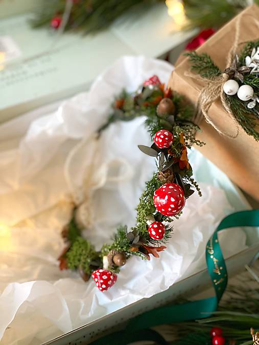 Darčekový box "čarovný les" - venček, náušnice, set vláseniek