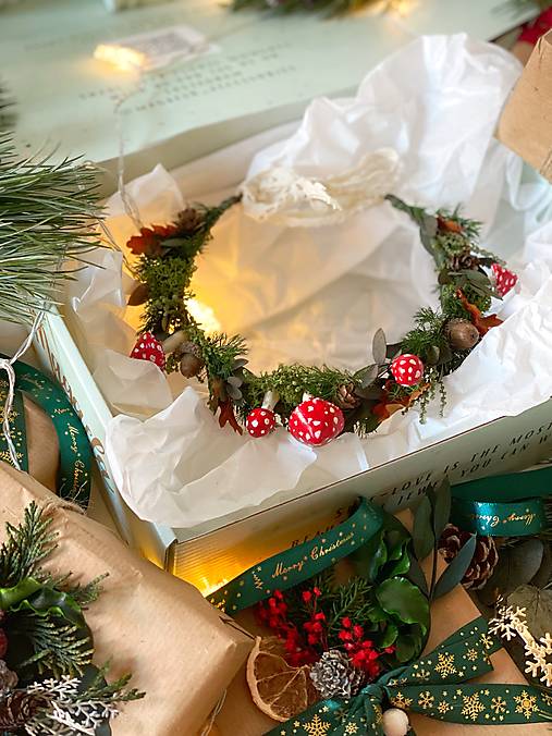 Darčekový box "čarovný les" - venček, náušnice, set vláseniek