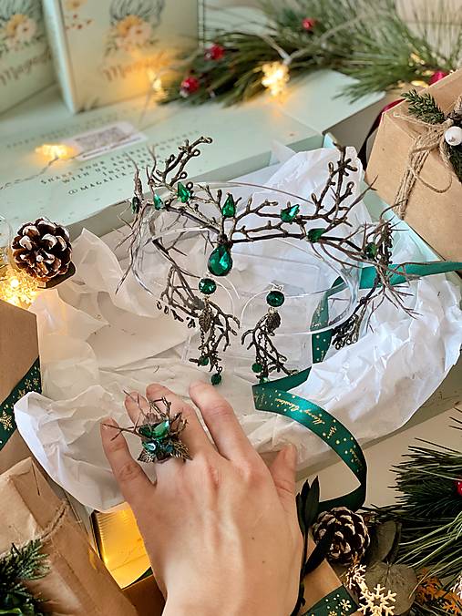 Darčekový box "elfské tajomstvá " - tiara, náušnice a prstienok