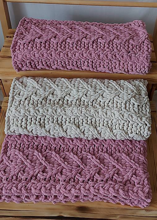 Deka jemnučká a ľahká detská z priadze alize puffy fine  (Detská deka)