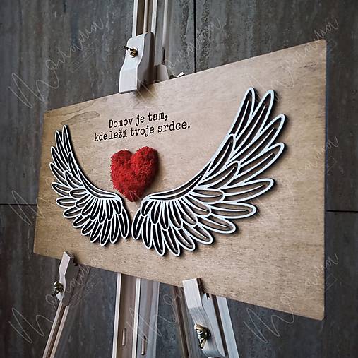 Dekorácie - Drevený obraz "Anjelské krídla so srdcom" s machom - 17971738_