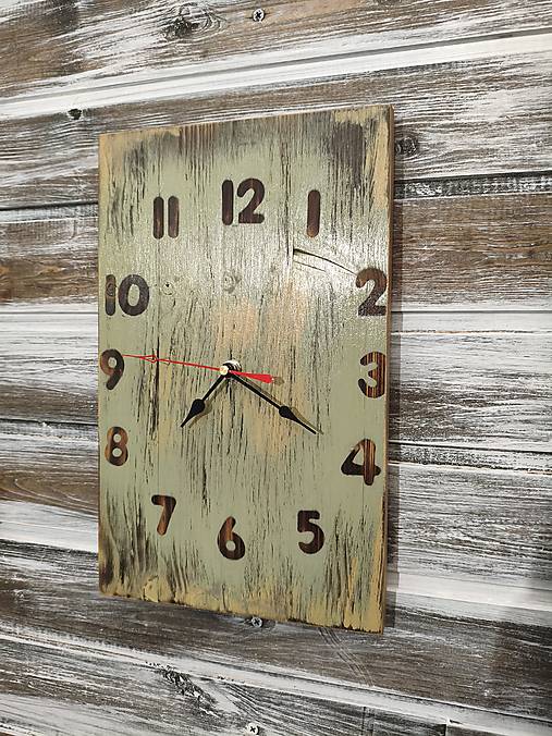 Hodinky nástenné "deda Jožka"