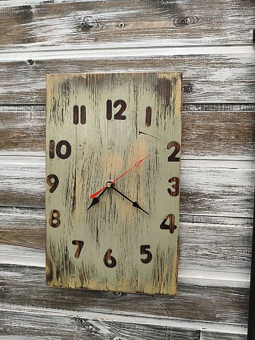 Hodinky nástenné "deda Jožka"