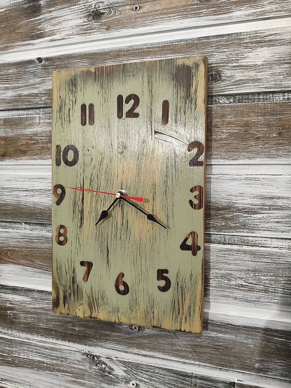 Hodinky nástenné "deda Jožka"