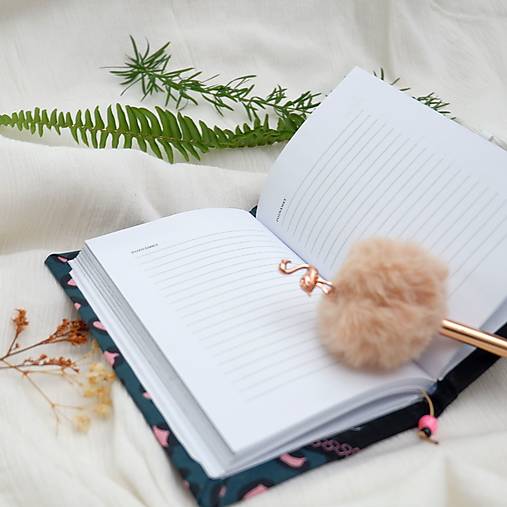 Diár  na rok 2026 TÝŽDENNÝ - A6 - Zelená prúžky