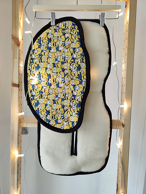 Detský textil - VLNIENKA Podložka do autosedačky Klippan Triofix Maxi 100% MERINO TOP SUPER WASH Natural Žlté postavičky - 17973848_