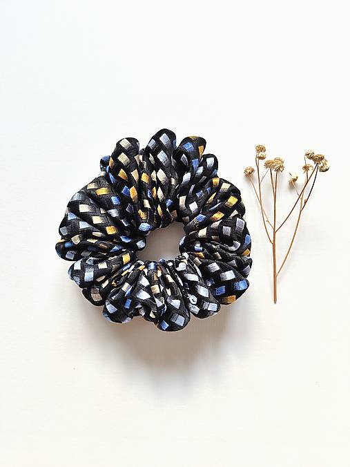Basic MAXI scrunchie (Čierna štvorčeková)