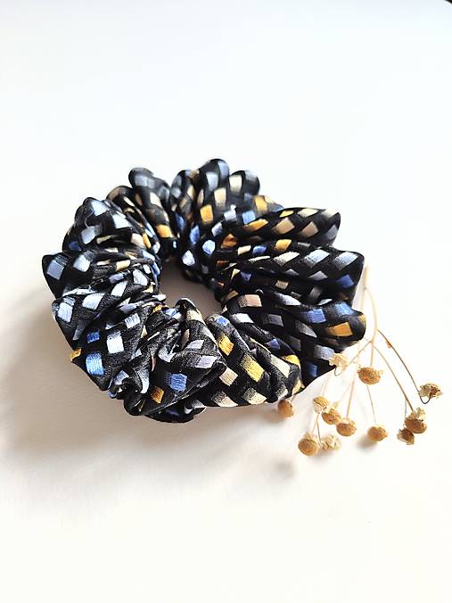 Basic MAXI scrunchie (Čierna štvorčeková)