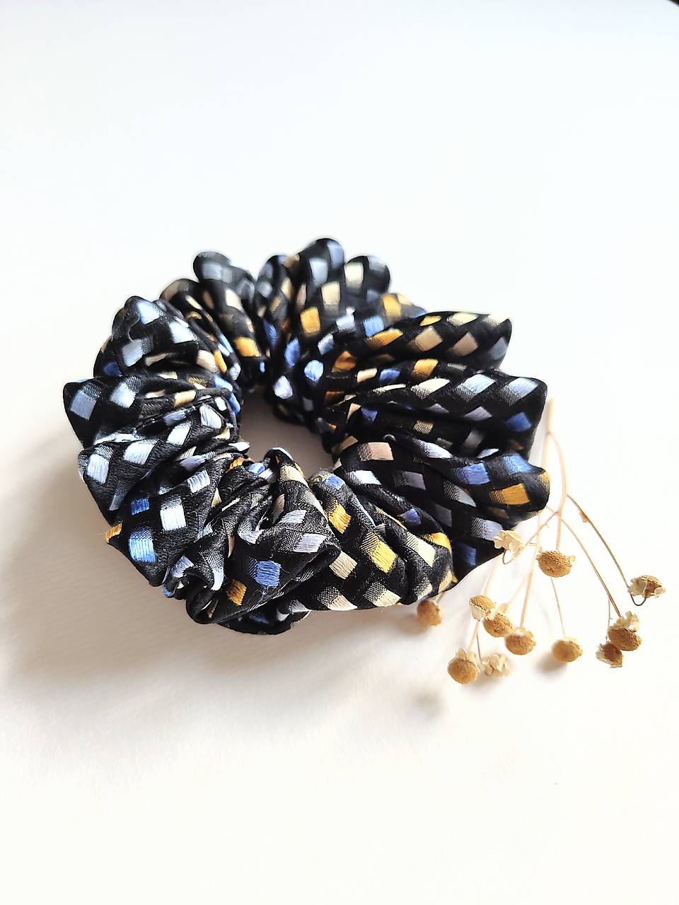 Basic MAXI scrunchie (Čierna štvorčeková)