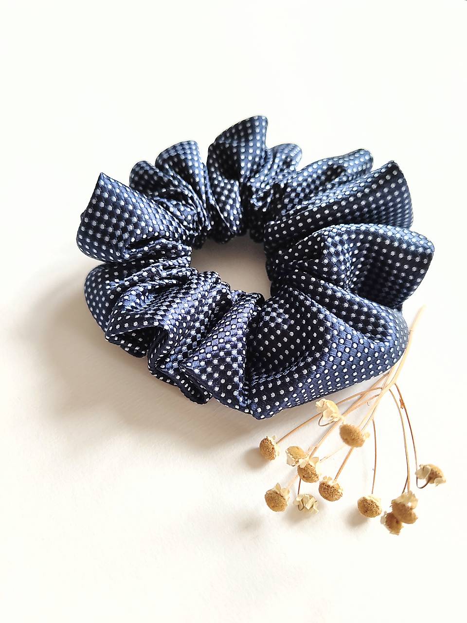 Basic MAXI scrunchie (Tmavomodro-biela)