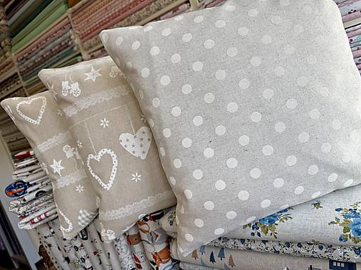 VANKÚŠIKY / ZIMA /  VIANOCE/ SKLADOM