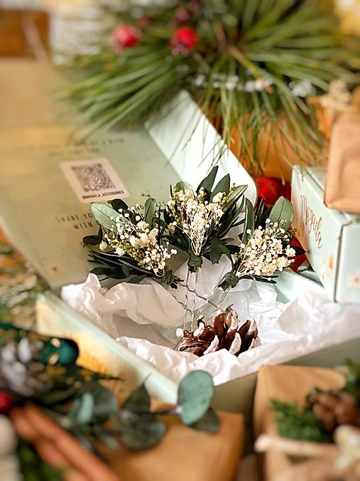 Darčekový box "nadýchnuť sa rána" - hrebienok a set vláseniek