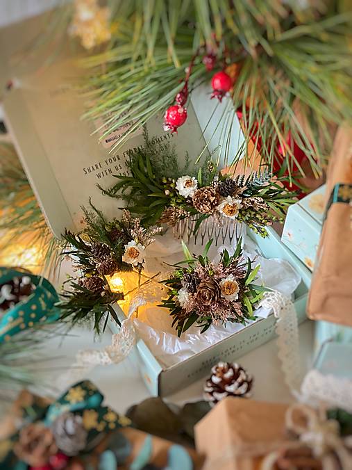 Darčekový box "ševelenie lesa" - hrebienok, náramok a set vláseniek