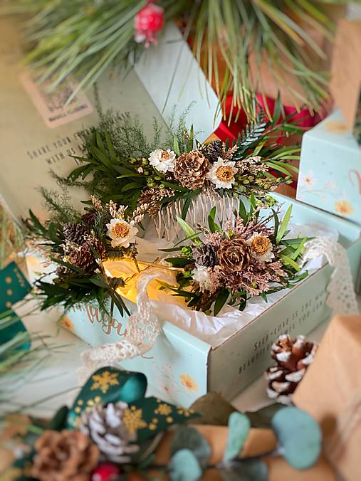 Darčekový box "ševelenie lesa" - hrebienok, náramok a set vláseniek