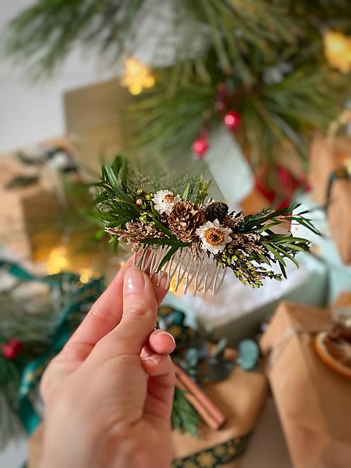 Darčekový box "ševelenie lesa" - hrebienok, náramok a set vláseniek