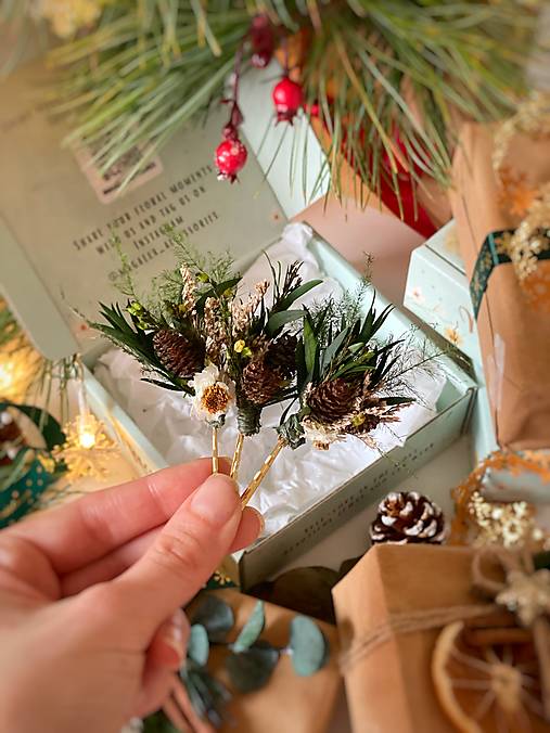 Darčekový box "ševelenie lesa" - hrebienok, náramok a set vláseniek