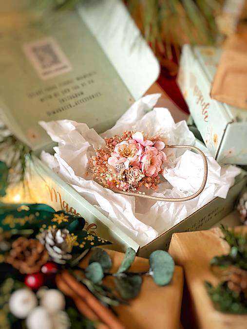 Darčekový box "malá víla " - gumička do vlasov, sponka a pukačka