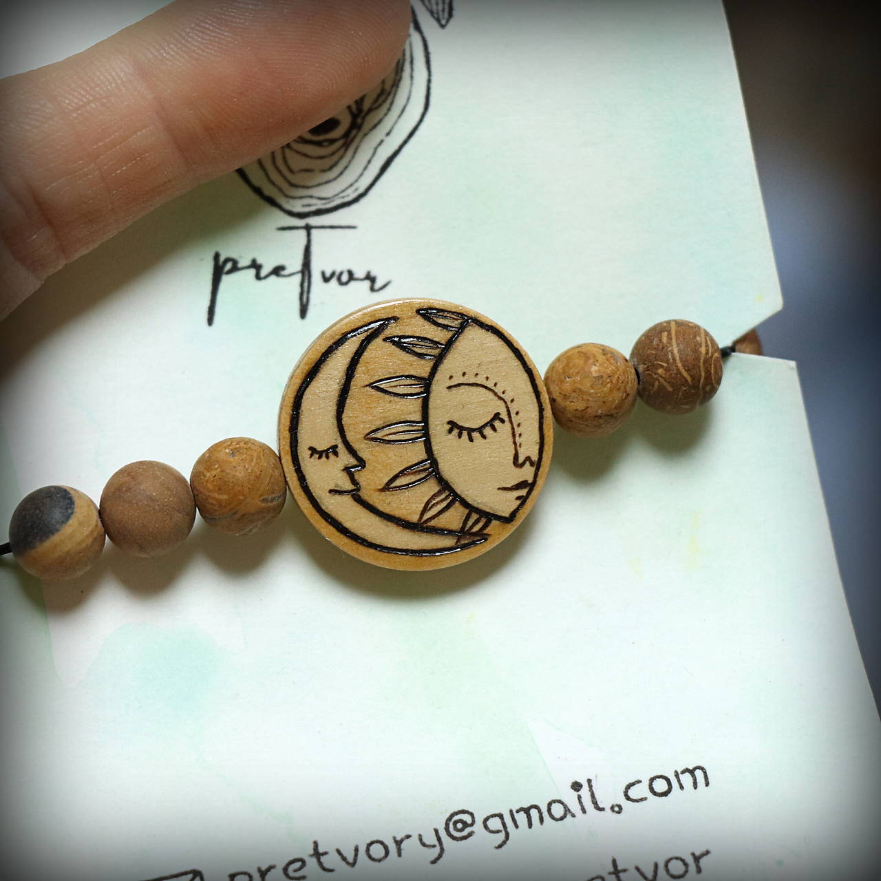 Drevené náramky od Pretvor