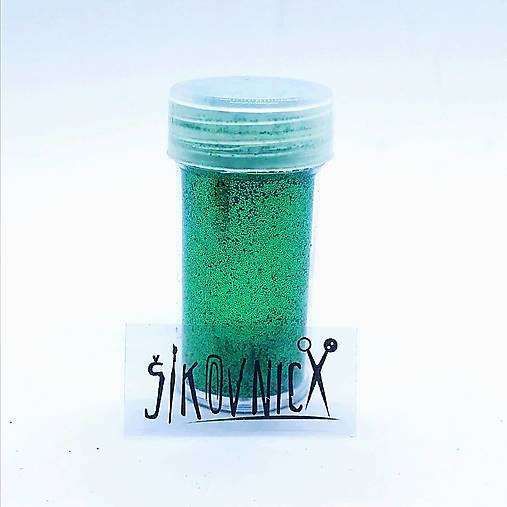 - 50% sypané glitre, trblietky, 10 g, pôvod.cena 1,50€ (tmavá zelená)