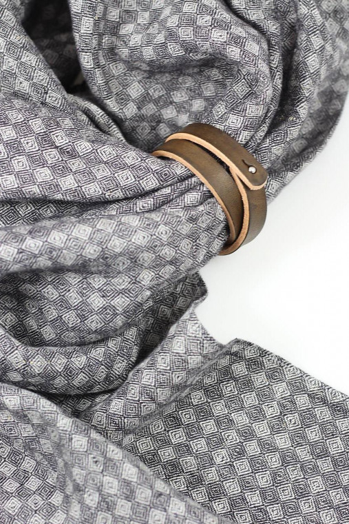 Elegantná jemná šatka zo 100% ľanu s diamantovým vzorom "Bruno"