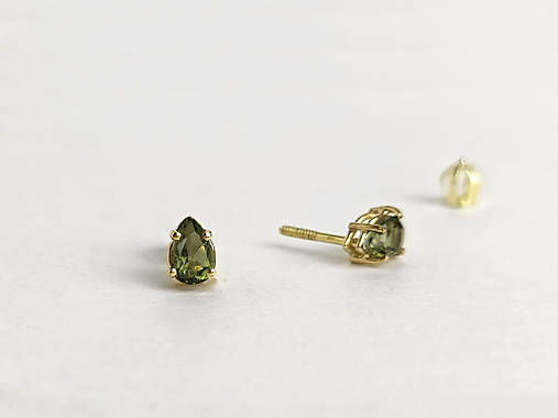 Náušnice - 585/1000 zlaté náušnice s vltavínom - 17978868_