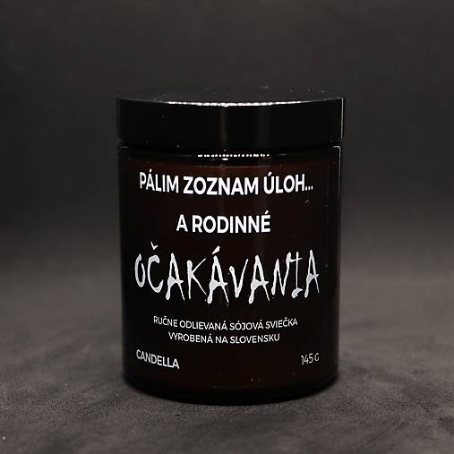 PÁLIM ZOZNAM ÚLOH A RODINNÉ OČAKÁVANIA sójová sviečka