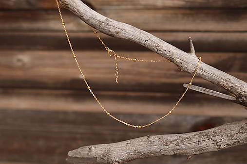 Perlový náhrdelník s Keshi perlou