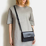 Kabelky - Dámská kožená crossbody kabelka | čierna (Žltá) - 17981219_