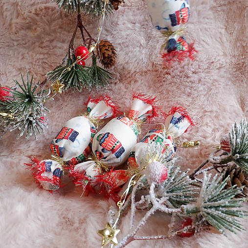 Vianočné salónky  (Červená)