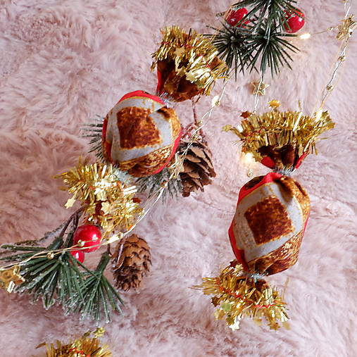 Vianočné salónky  (Bordová)