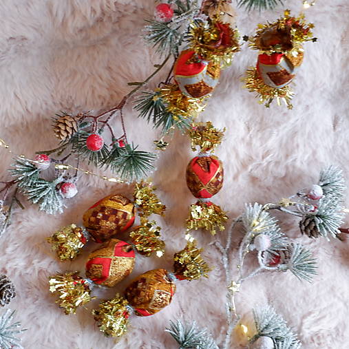 Vianočné salónky  (Bordová)