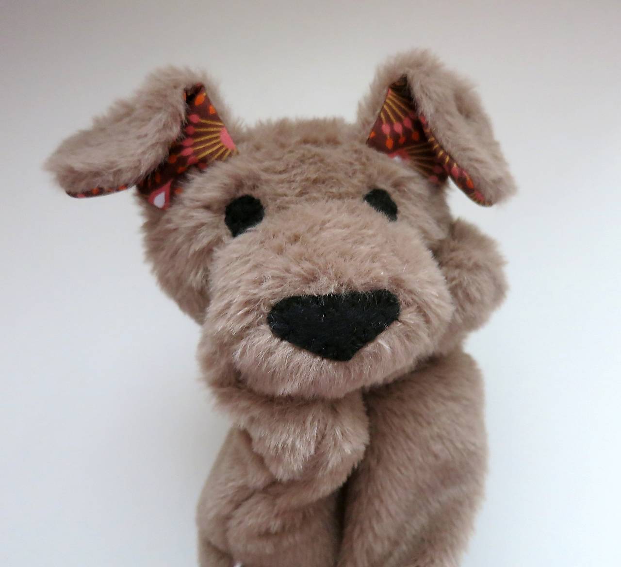 Maňuška psík chlpatý (Hnedý s hnedými uškami)