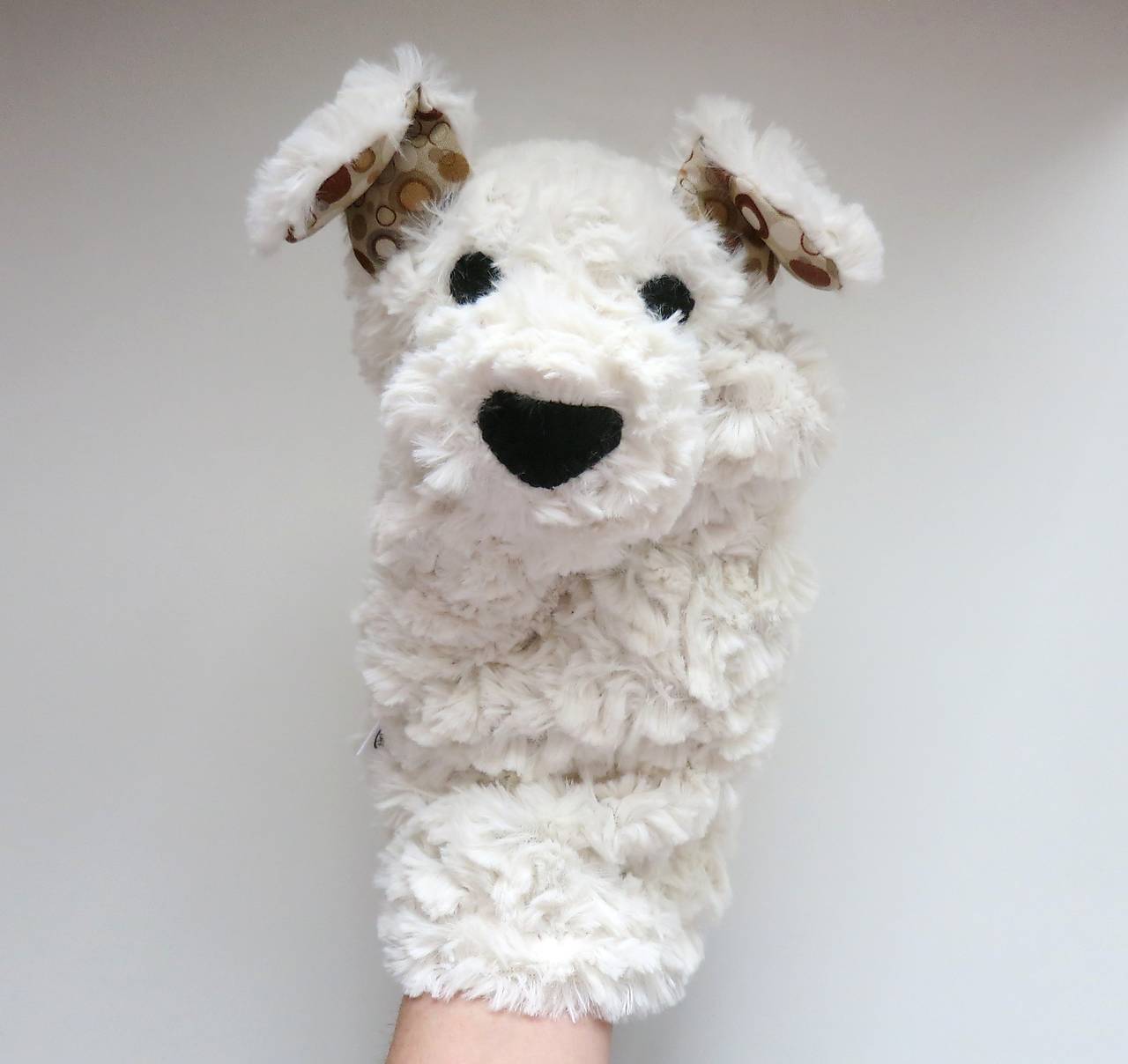 Maňuška psík chlpatý (Biely s kolečkovými uškami)