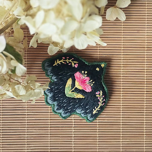 Brošne - Ručne vyšívaná brošňa - Drozd - 17982335_