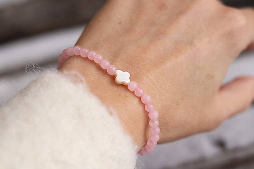 Tenký náramok ruženín