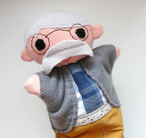 Maňuška deduško (s okuliarmi)