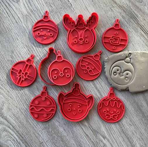 Príbory, varešky, pomôcky - Vykrajovátka a pečiatky – Vianočné gule tváričky - 17986628_