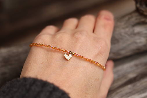 Tenký náramok zirkon, srdce