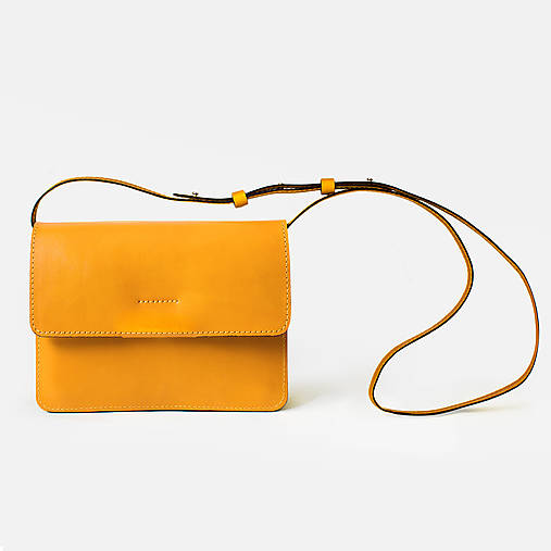 Kabelky - Kožená crossbody kabelka | koňaková (Žltá) - 17986867_