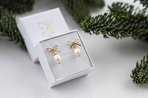 Riečne perly pre šťastie (Pozlátené náušnice s mašličkou)