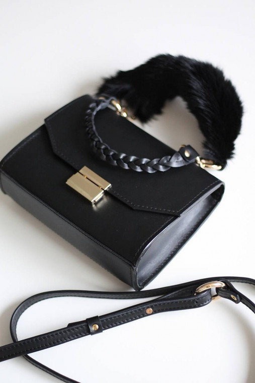 Kabelky - Kožená kabelka menších rozmerov-ČIERNA - 17989323_