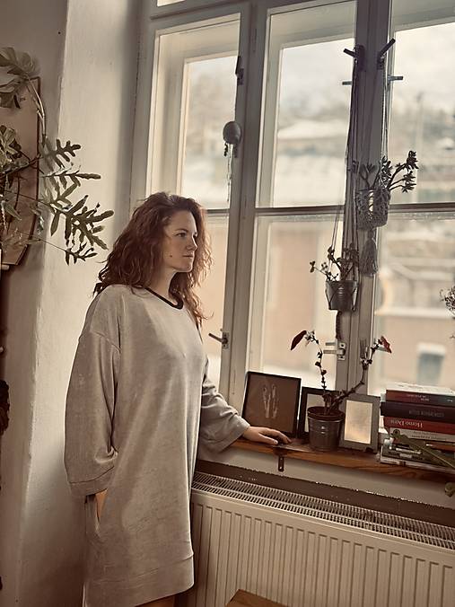 saty z kojeneckeho plysu 'mysacia bundicka' s vreckami