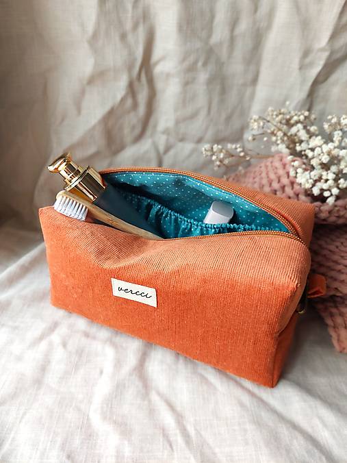 Taštičky - Kozmetická taštička CESTOVATEĽKA - 17992884_