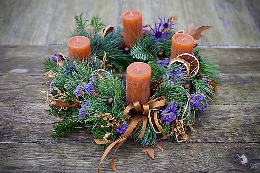 Dekorácie - Adventný veniec s limonkami - 17993033_