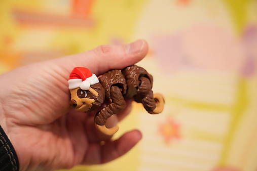 Vianočný mini leňoch – roztomilé sviatočné zvieratko