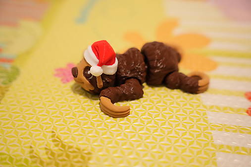 Vianočný mini leňoch – roztomilé sviatočné zvieratko